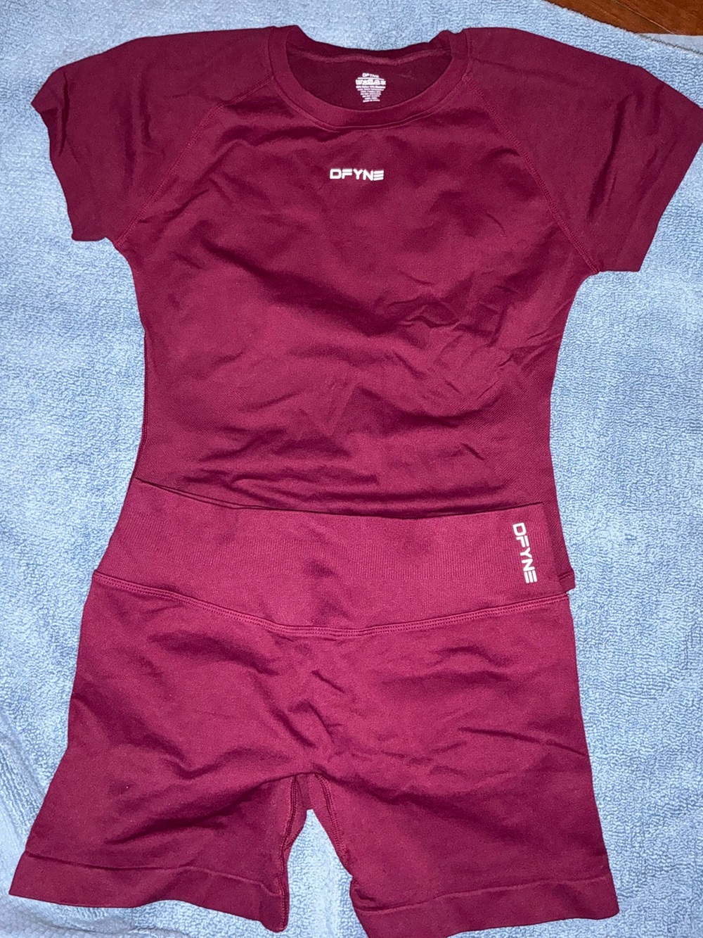 Dfyne Wild Berry Athletic Set